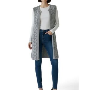 Kate & Mallory Gray Cable Knit Sleeveless Cardigan Sweater Vest Side Slit Medium